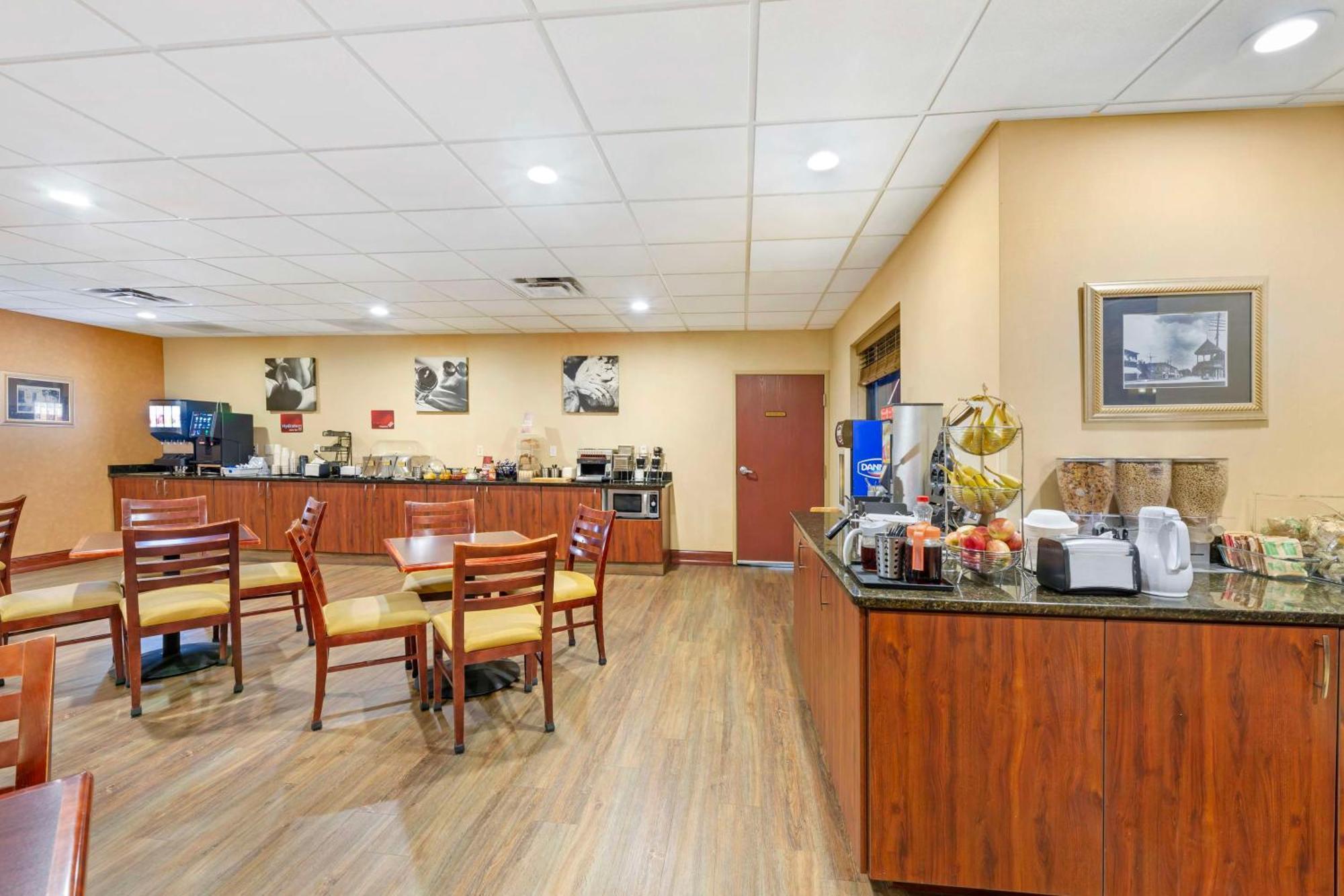 Best Western Plus Victor Inn & Suites Ngoại thất bức ảnh